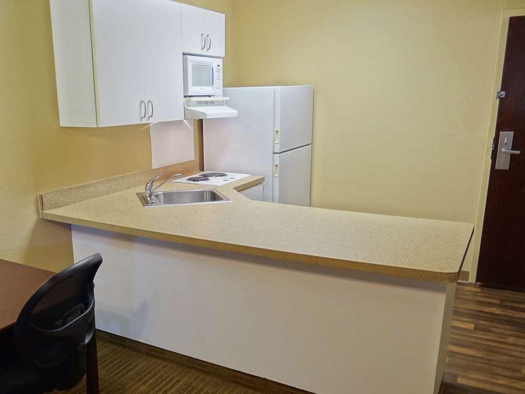 Extended Stay America Select Suites - Detroit - Roseville Habitación foto