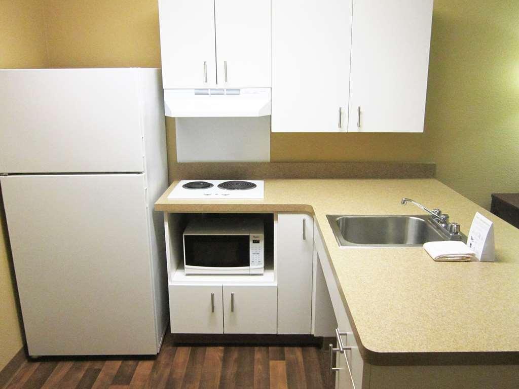 Extended Stay America Select Suites - Detroit - Roseville Habitación foto