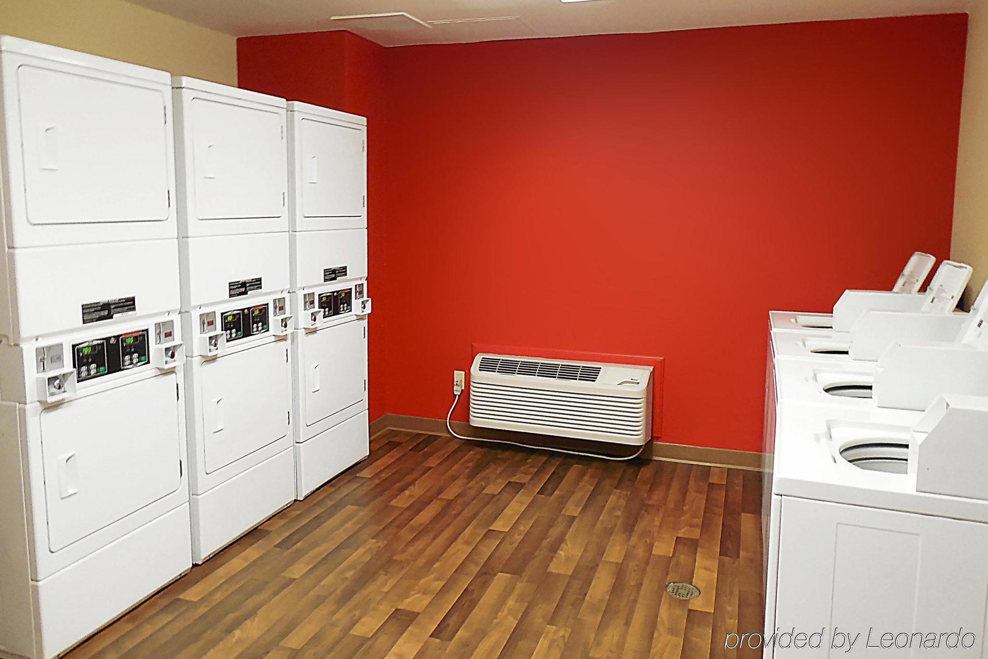 Extended Stay America Select Suites - Detroit - Roseville Exterior foto