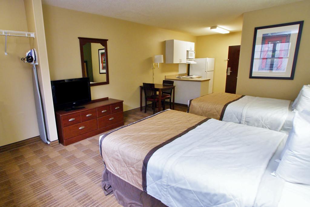 Extended Stay America Select Suites - Detroit - Roseville Exterior foto